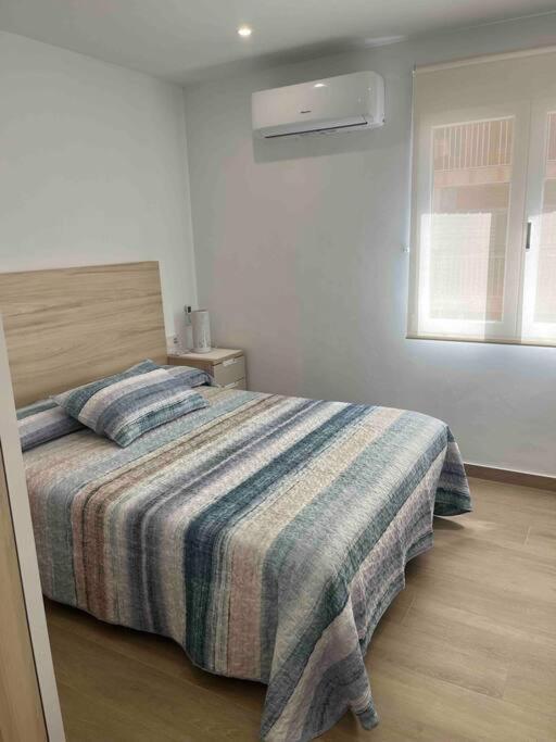 Apartamento Con Preciosas Vistas A Pie De Playa Santa Pola Exterior foto